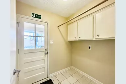 13935 Saint Marys Lane, Houston, TX 77079 - Photo 16