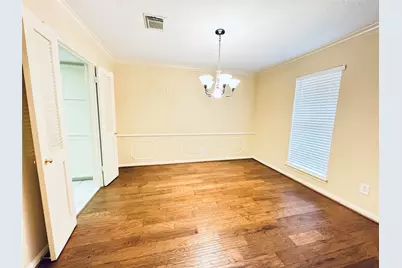 13935 Saint Marys Lane, Houston, TX 77079 - Photo 4