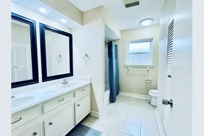 13935 Saint Marys Lane, Houston, TX 77079 - Photo 18