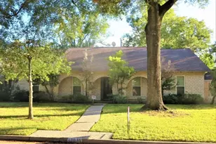 13935 St Marys Ln, Houston, TX 77079 - Photo 1