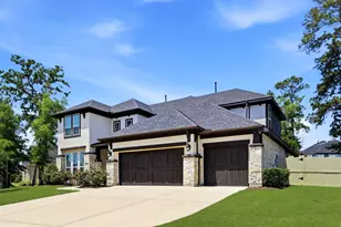 10062 S Goshawk Trl, Conroe, TX 77385 - Photo 2