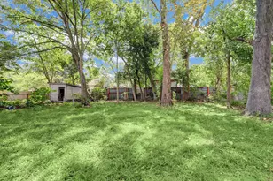 7438 Bywood St, Houston, TX 77028 - Photo 10
