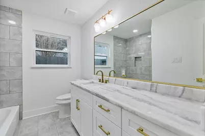 18111 Barbuda Lane, Houston, TX 77058 - Photo 4