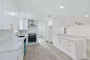 18111 Barbuda Ln, Houston, TX 77058 - Photo 22