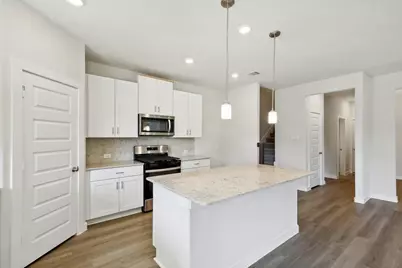 586 Avisa Drive, Kemah, TX 77565 - Photo 8