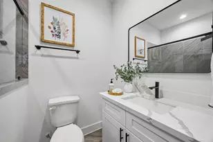 1183 W 19th St, Houston, TX 77008 - Photo 40