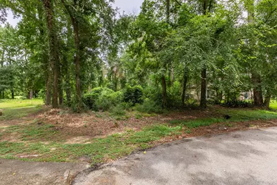135 Jeb Stuart Lane, Conroe, TX 77302 - Photo 8