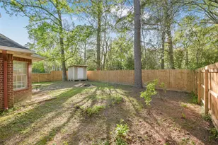 201 Pine Pl St, Dayton, TX 77535 - Photo 36