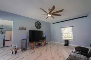 720 Winchester Trail, Angleton, TX 77515 - Photo 18