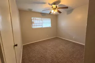 9623 Glenwood Forest Dr, Houston, TX 77078 - Photo 16