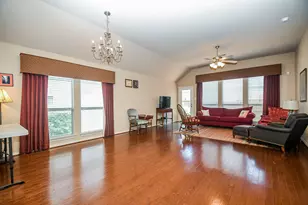 6022 Lynwood Banks Ln, Houston, TX 77092 - Photo 6