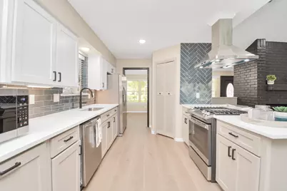 10550 Emnora Lane, Houston, TX 77043 - Photo 1