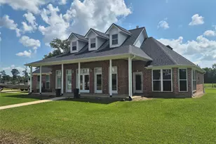 5326 Atkinson Cir, Orange, TX 77630 - Photo 2