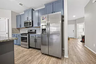 2314 Fallen Willow Ct, Conroe, TX 77301 - Photo 10