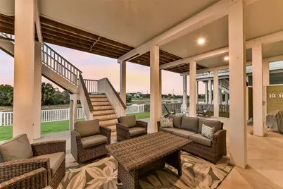 13602 Windlass Circle, Galveston, TX 77554 - Photo 32