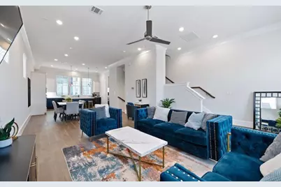 805 Bringhurst Street, Houston, TX 77020 - Photo 18