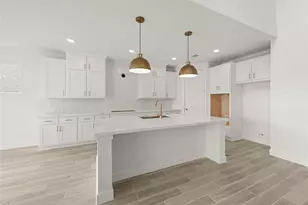 6427 Mahogany Br Trl, Manvel, TX 77578 - Photo 6