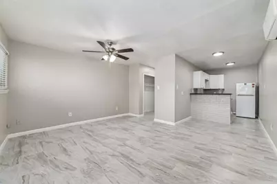 1424 Marshall Street #9, Houston, TX 77006 - Photo 10
