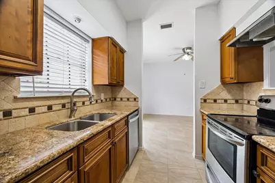752 Augusta Drive #752, Houston, TX 77057 - Photo 6