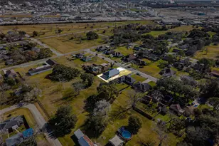 710 Hackberry St, La Marque, TX 77568 - Photo 38