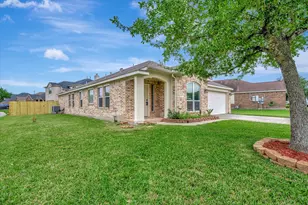 2602 San Marcos Dr, Deer Park, TX 77536 - Photo 2
