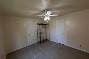 8430 Holiday Ln, Houston, TX 77075 - Photo 6