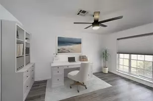 1934 Woodvine Dr, Houston, TX 77055 - Photo 8