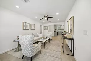 4017 Woodfin St, Houston, TX 77025 - Photo 6