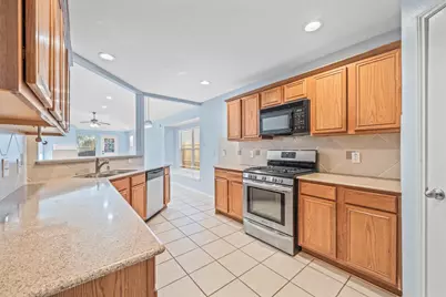 11018 Warath Oak Court, Houston, TX 77065 - Photo 8