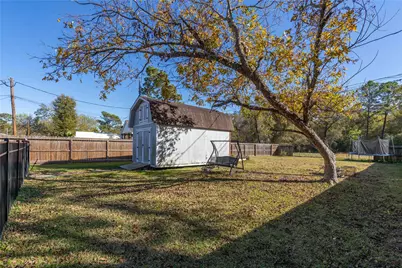 9810 Ellen Street, Baytown, TX 77521 - Photo 16