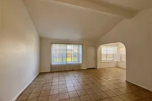 4903 Raven Ridge Dr, Houston, TX 77053 - Photo 10