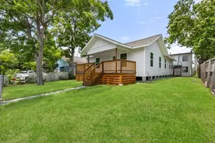 3106 Michigan St, Baytown, TX 77520 - Photo 2