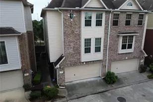 1719 Stacy Crest, Houston, TX 77008 - Photo 1