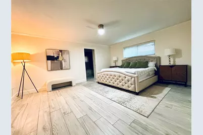 5226 Loch Lomond Drive, Houston, TX 77096 - Photo 8