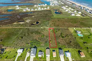 4114 Seabird Dr, Galveston, TX 77554 - Photo 1
