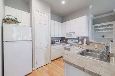 2400 McCue Road #202, Houston, TX 77056 - Photo 6