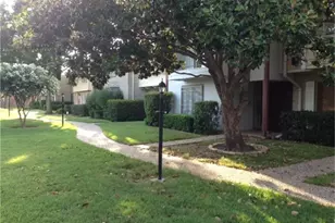 10330 Briar Forest Dr, Houston, TX 77042 - Photo 4