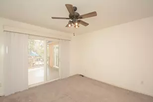 425 E Fair Harbor Ln, Houston, TX 77079 - Photo 38