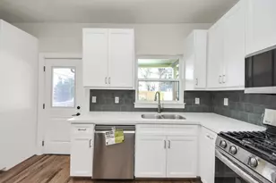 122 Sidney St, Houston, TX 77003 - Photo 8