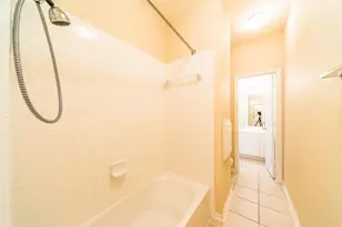 6818 Alden Ct, Sugar Land, TX 77479 - Photo 18