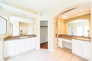 6818 Alden Ct, Sugar Land, TX 77479 - Photo 8