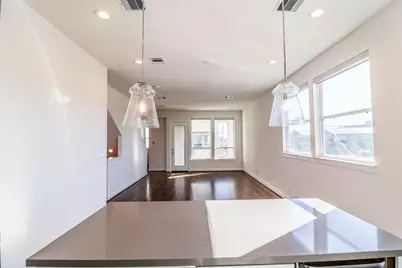 2745 Clinton Drive, Houston, TX 77020 - Photo 2