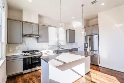 2745 Clinton Drive, Houston, TX 77020 - Photo 6