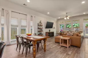 614 Lost Maples Bend Ln, Conroe, TX 77304 - Photo 18