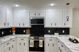 1714 Oaks Dr, Pasadena, TX 77502 - Photo 4