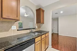 1100 Augusta Dr, Houston, TX 77057 - Photo 10