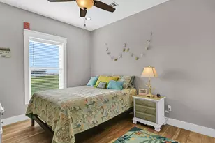3902 Warrior Ct, Galveston, TX 77554 - Photo 28