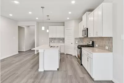 6425 Green Clover Lane, Pearland, TX 77584 - Photo 8