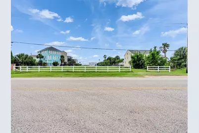 8415 Teichman Road, Galveston, TX 77554 - Photo 12