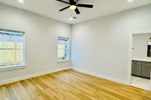 9362 Starfire Ln, Houston, TX 77036 - Photo 16